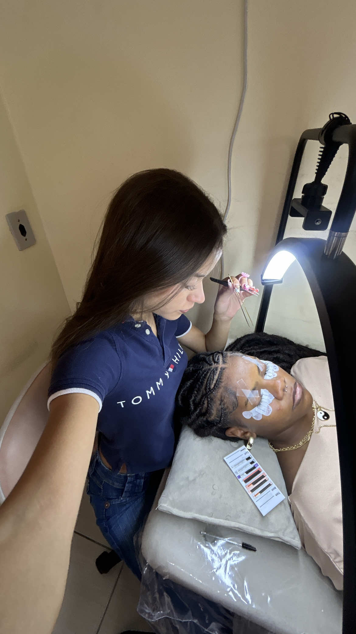 @isa lashes