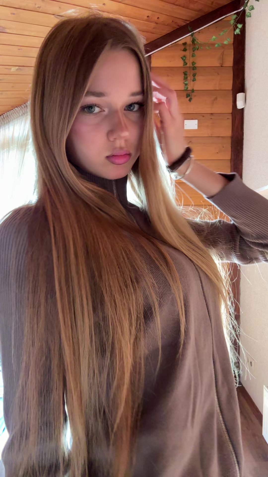 @тгк:аришалалала#2012