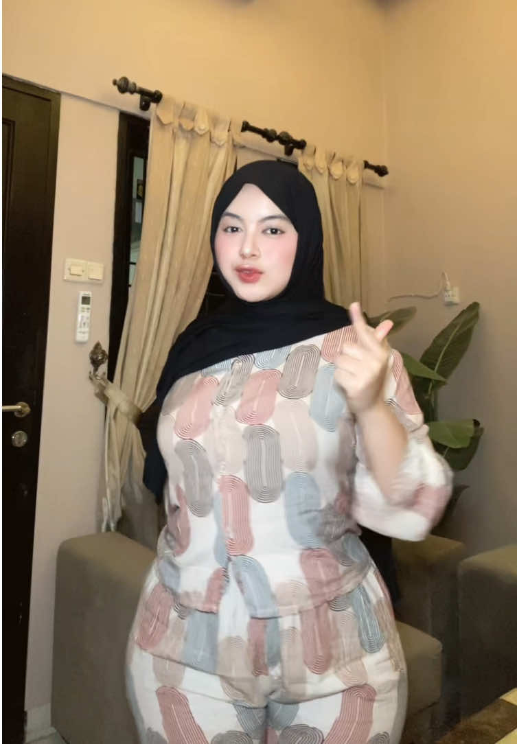 @akun asli priciliaas