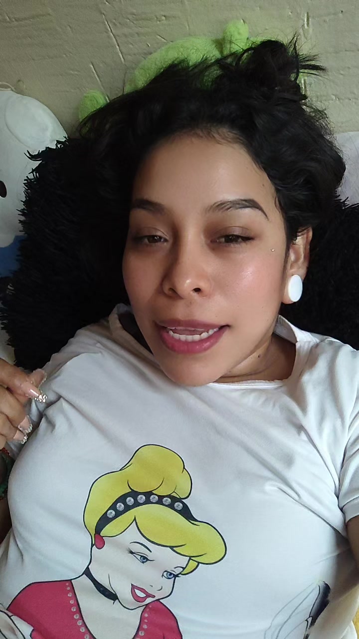 @Jey🍒🧬
