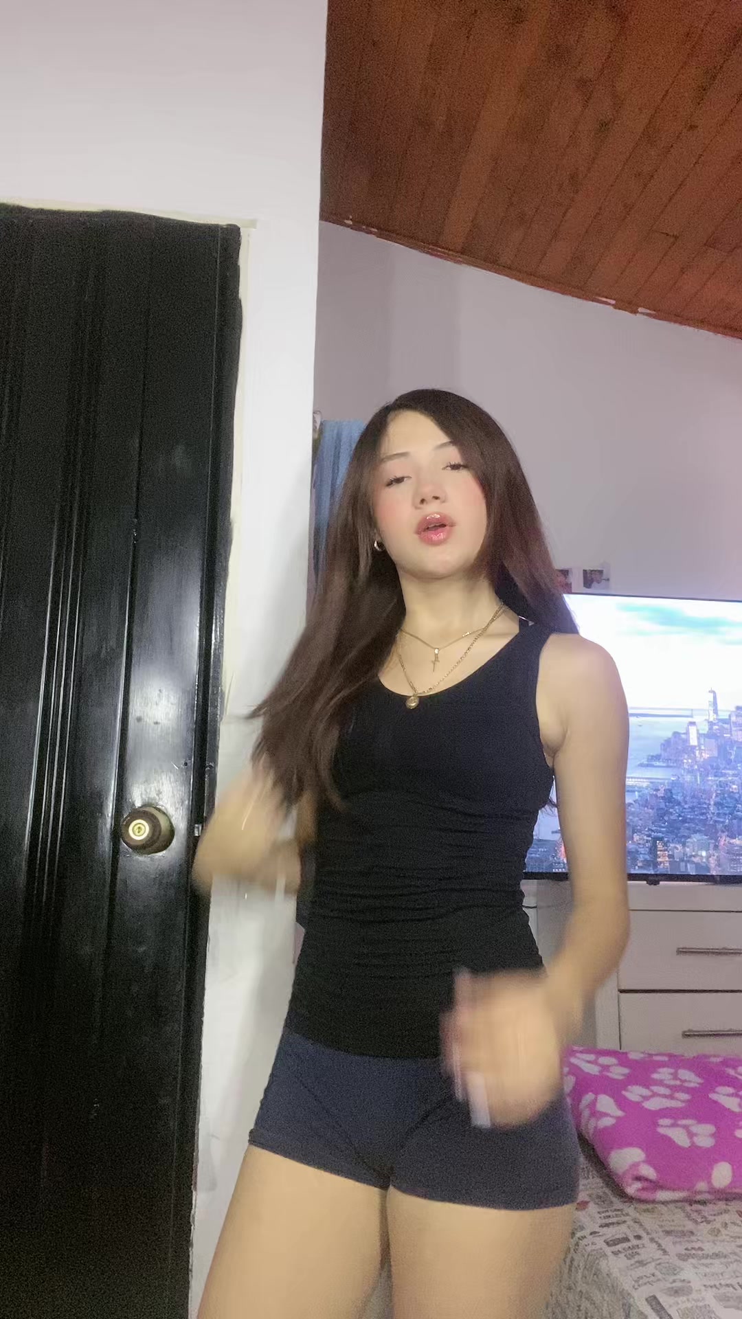 @victoria
