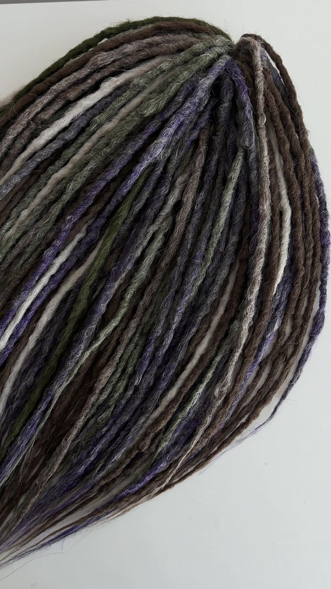 @Ylia_Dreadlocks