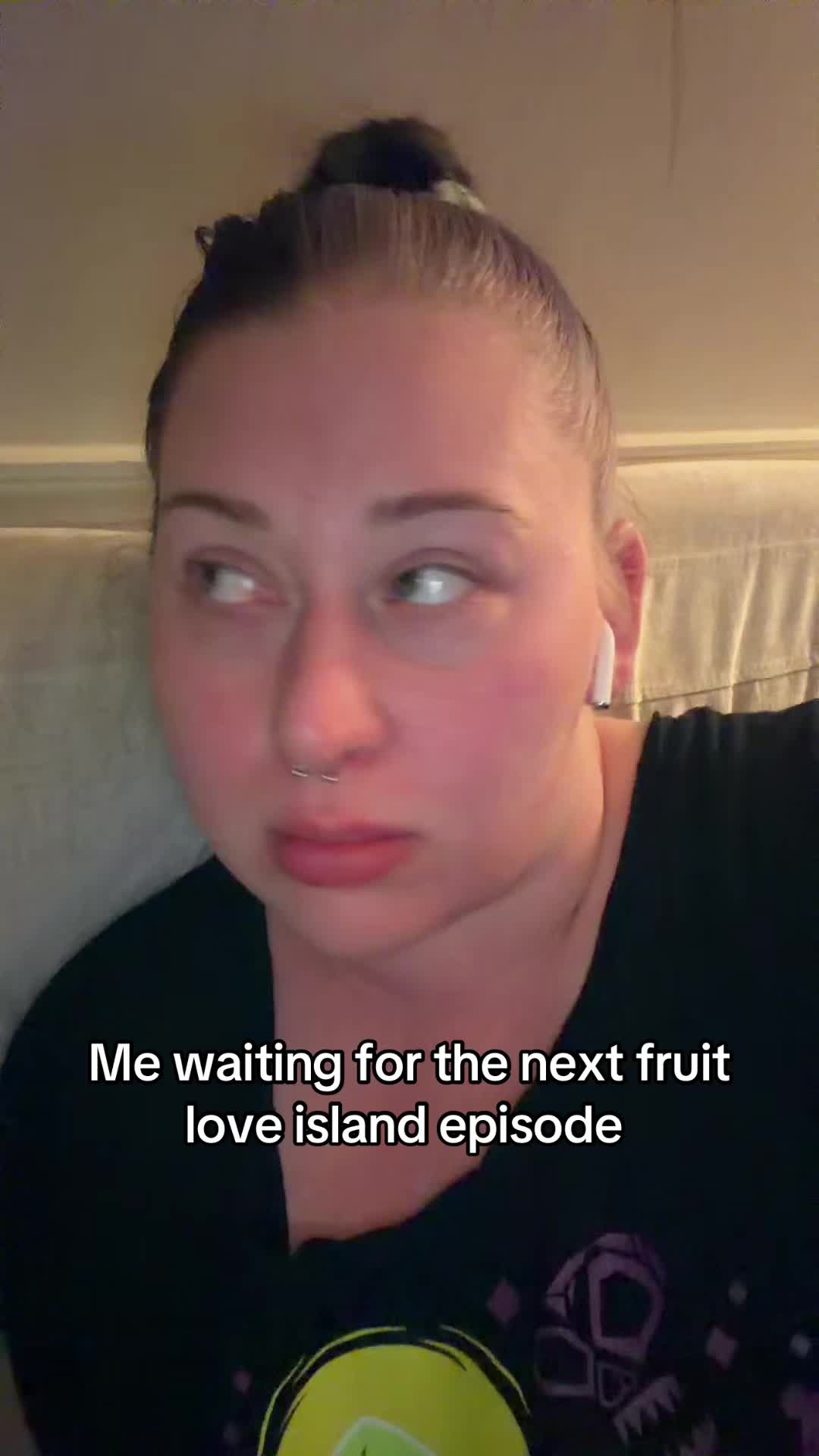 @laurenaintshitt