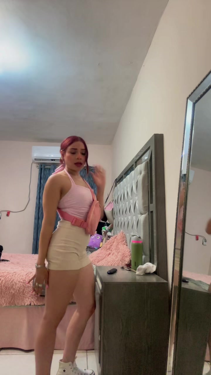 @Samantha🦦