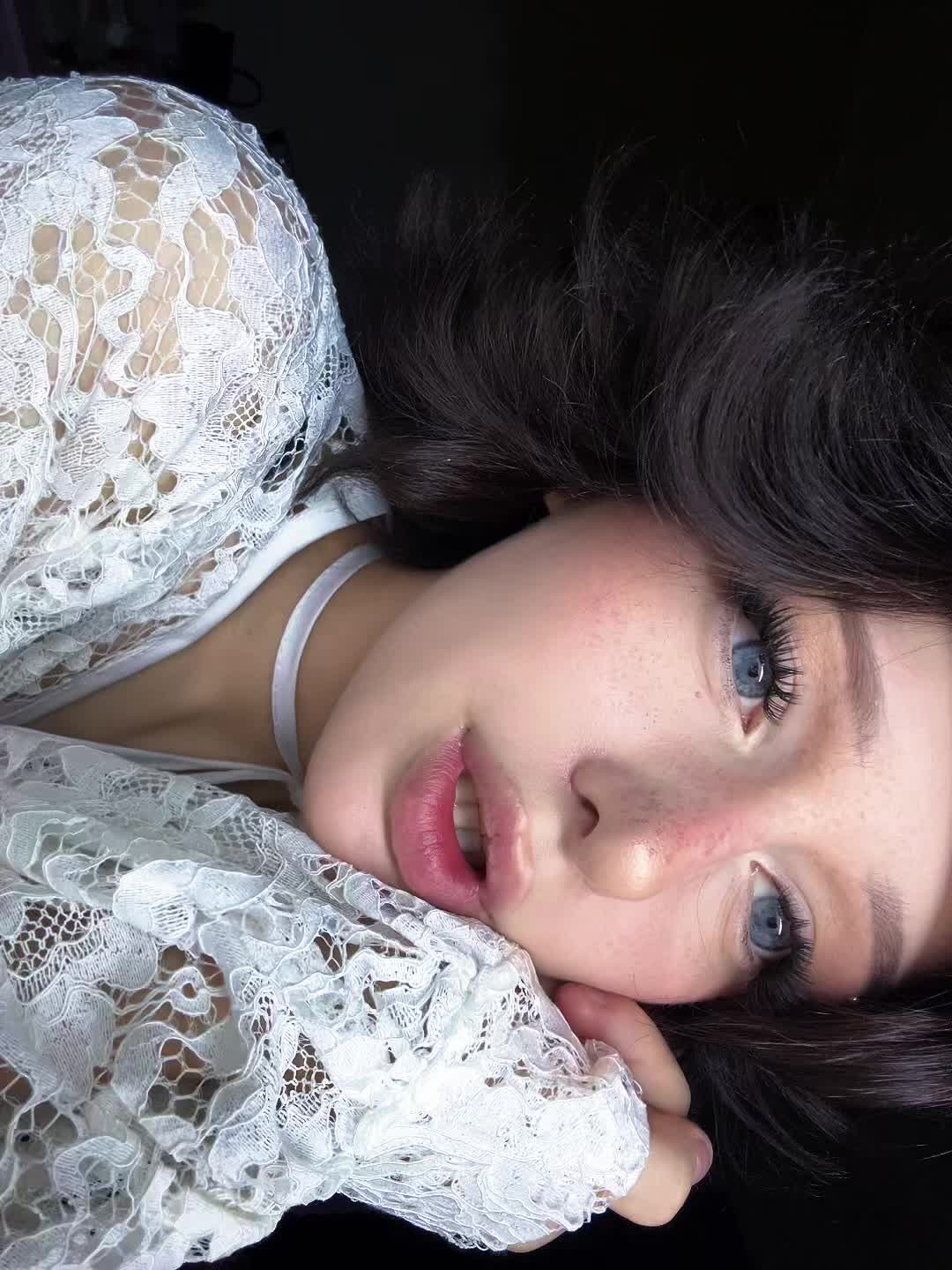 @полинка