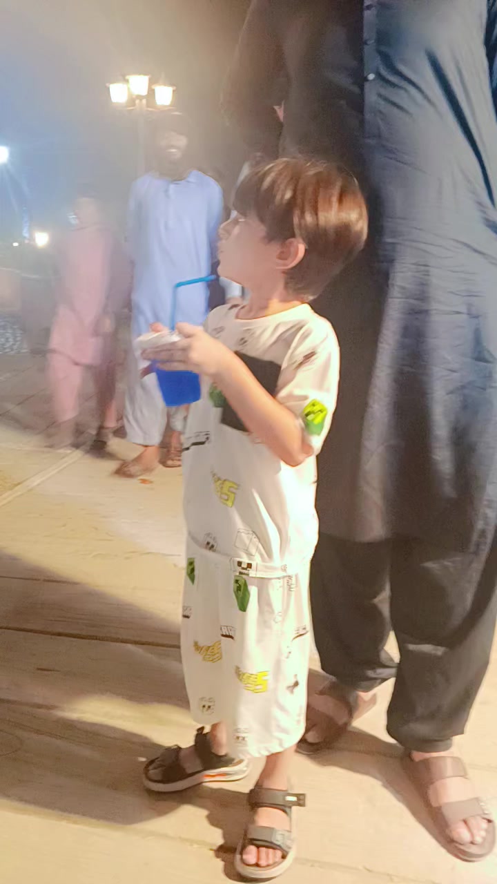 @Efiii khaN