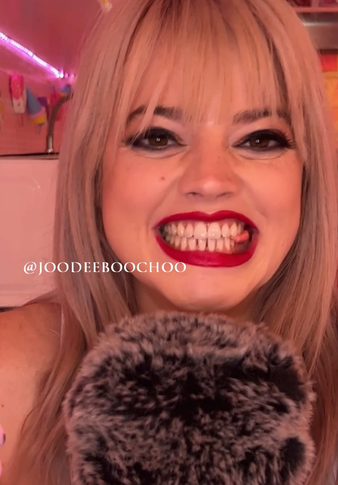 @Joodeeboochoo ASMR
