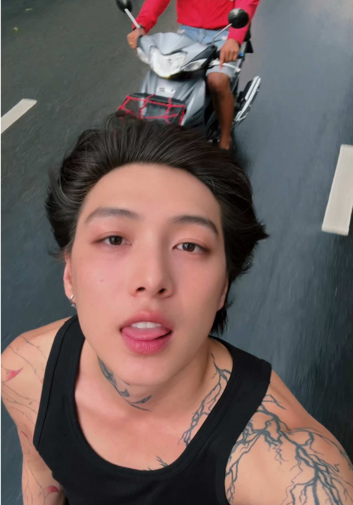 @TEN YUJIN