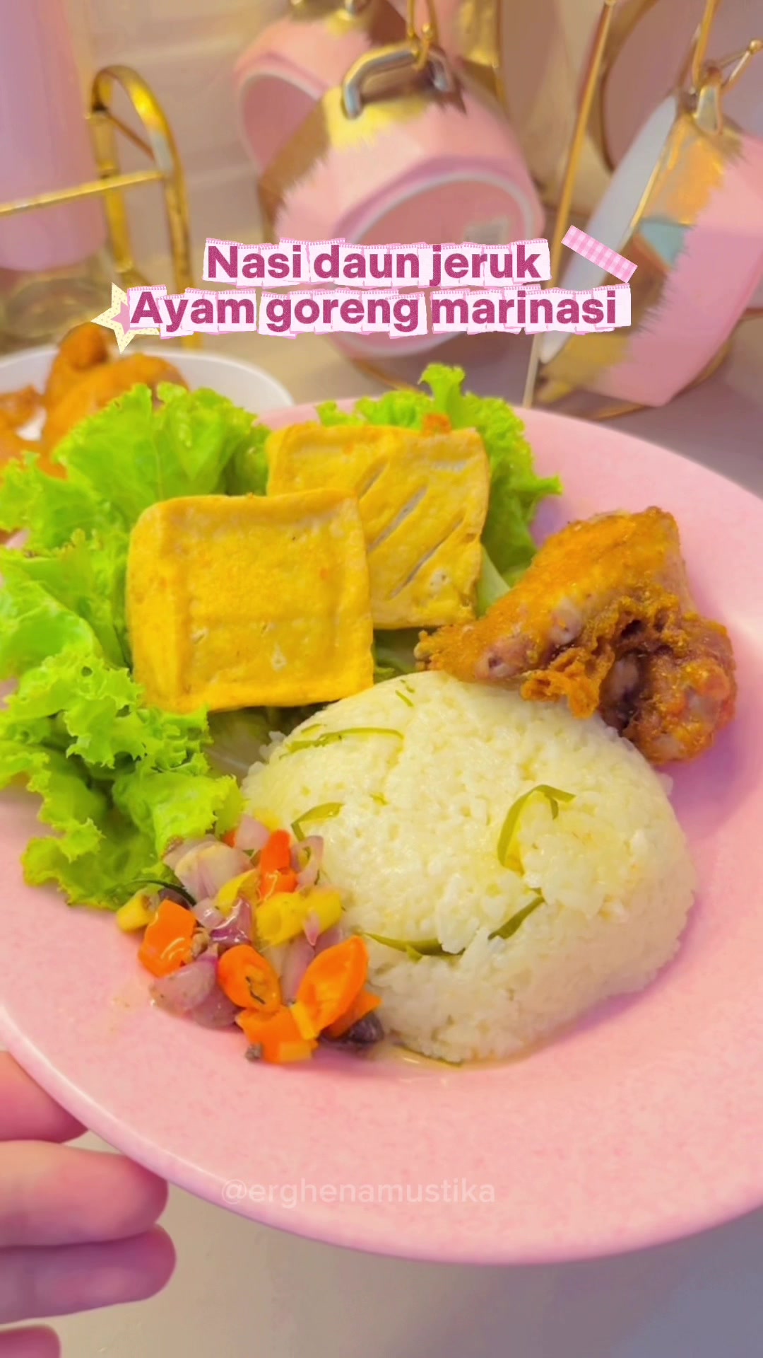 @IG : @erghenamustika
