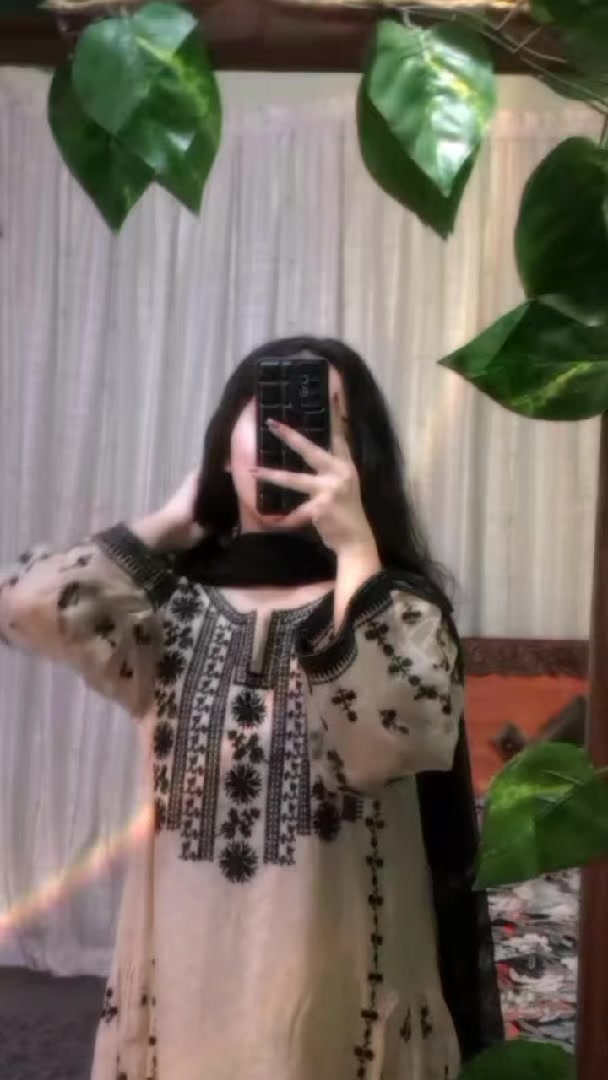 @🦋AimanKhan🦋°♡