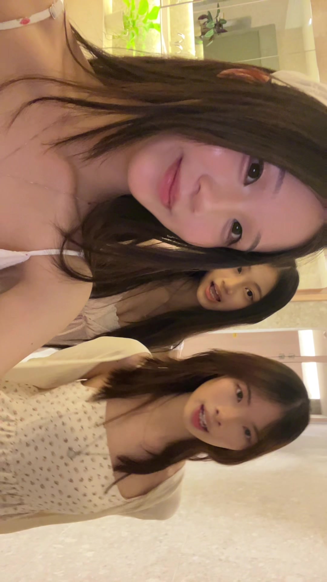 @clarizz ∘ ∘ ∘ ( &deg;ヮ&deg; ) ?