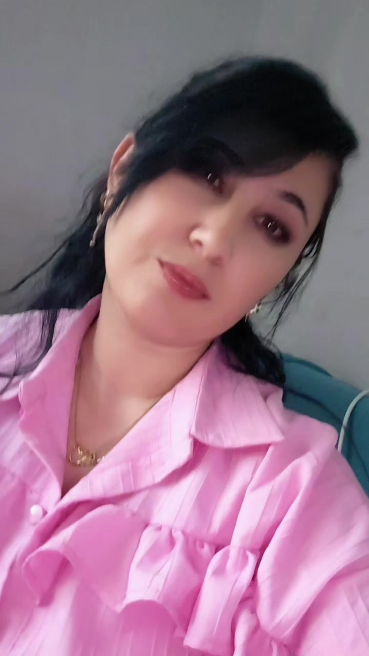 @Siyah  İnci 🖤