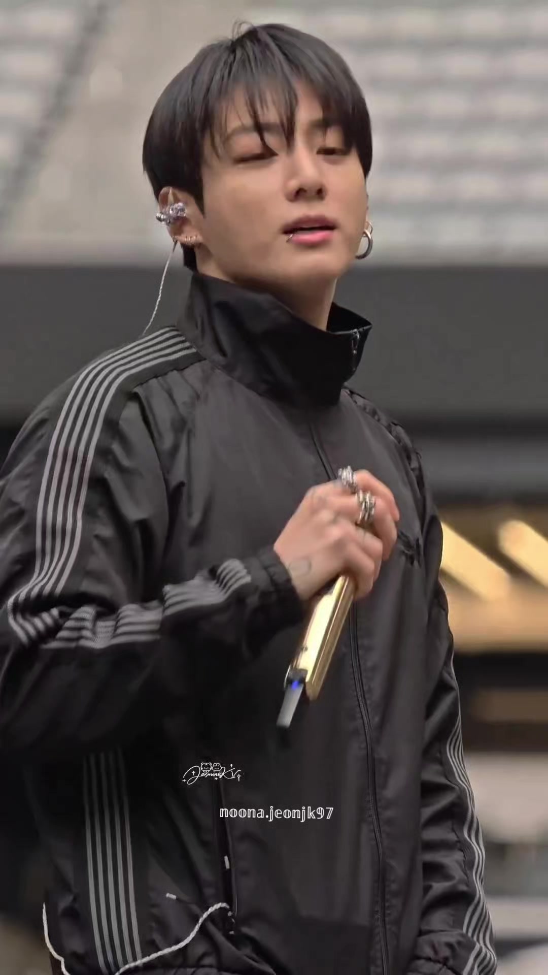 @๐๐ ๐ ๐๐.๐๐๐ ๐๐๐โท