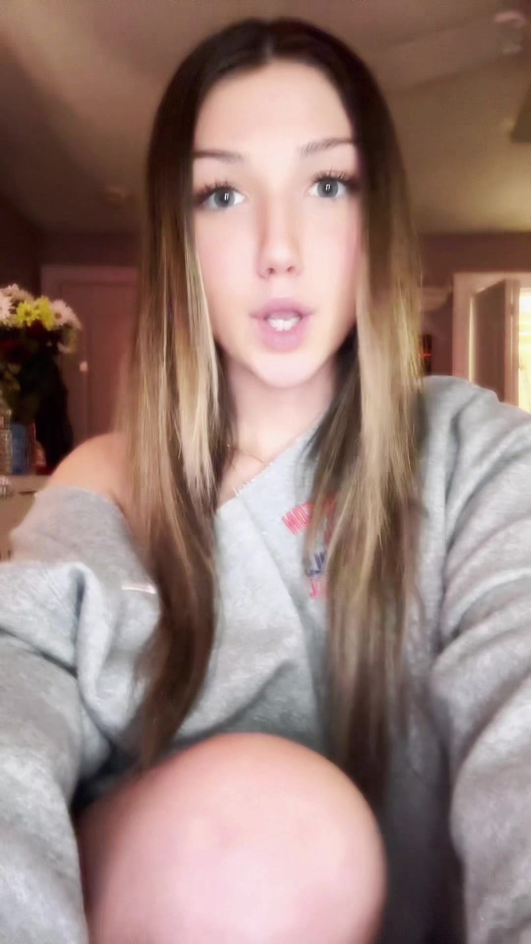 @Ella