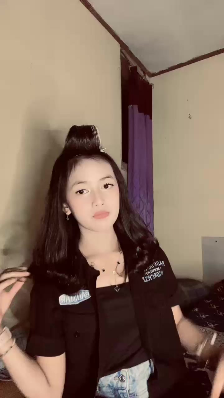 @silvianaaaaa__