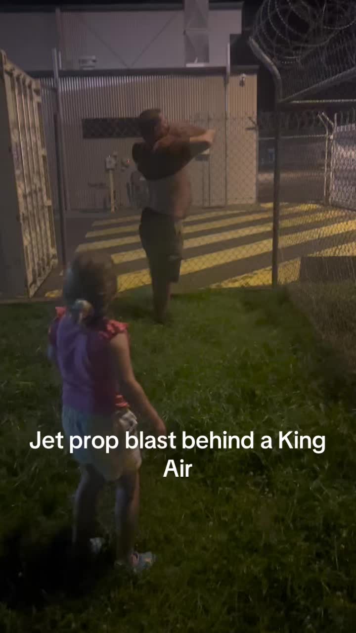 @benji_and_the_Jets737