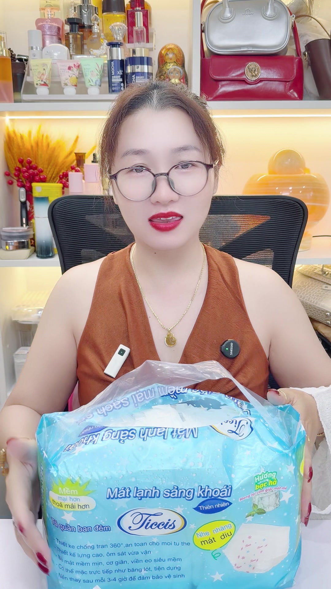 @Ổ Của Lộc1376