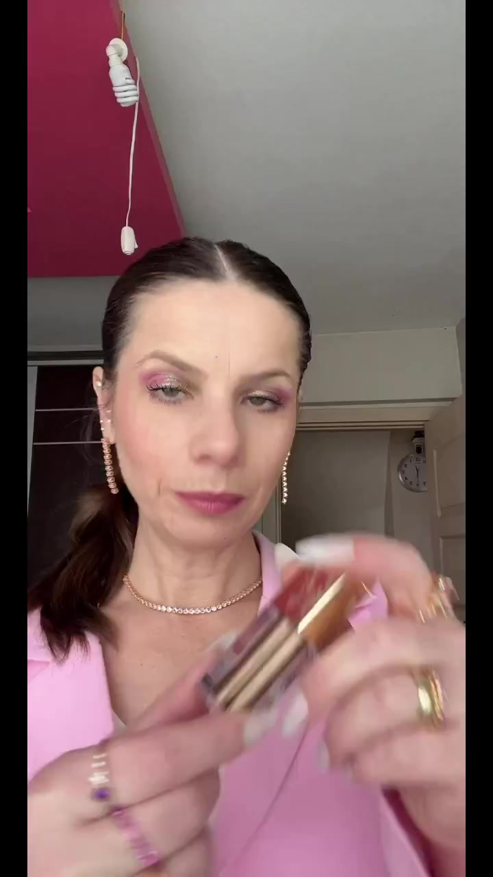 @senaycambazoglu