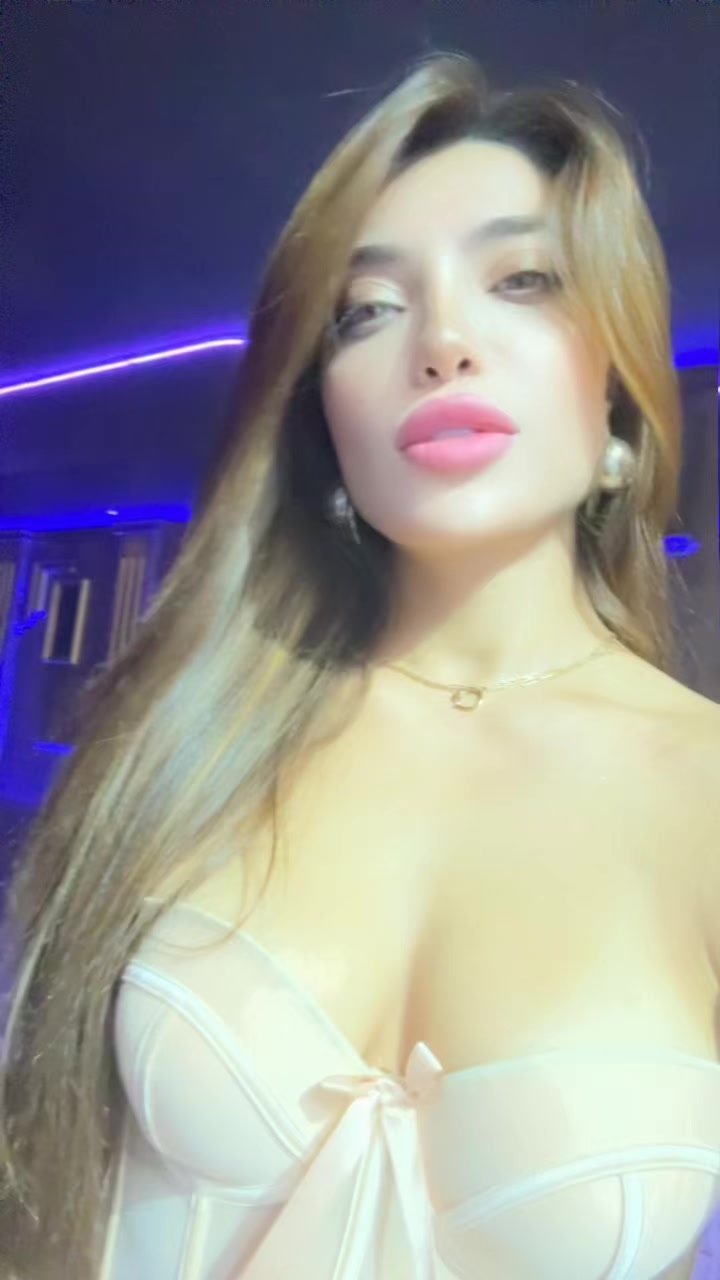 @juliabal