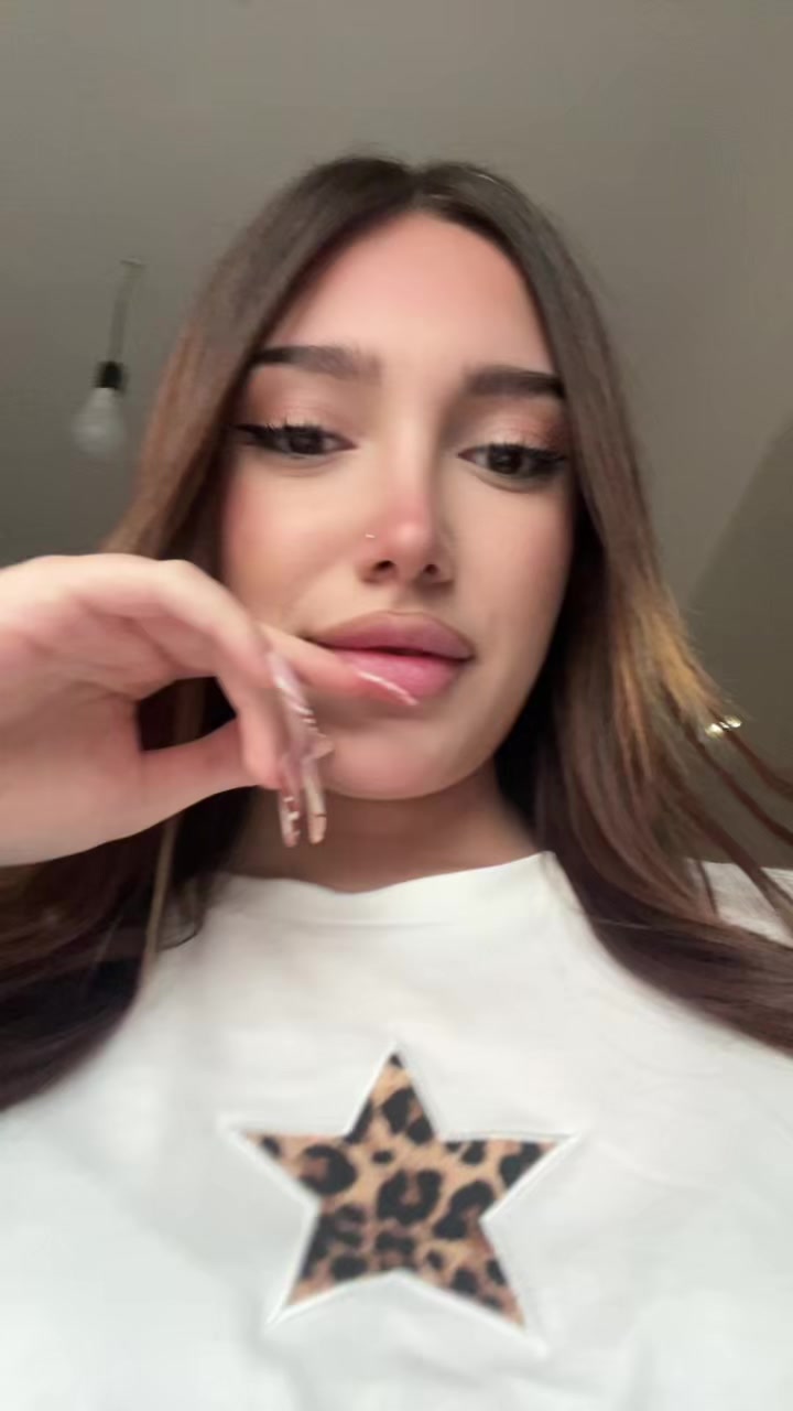 @imheliyaw