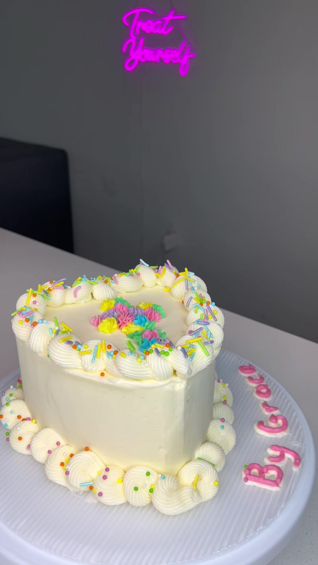@Flourfilled Fantasies🎂✨