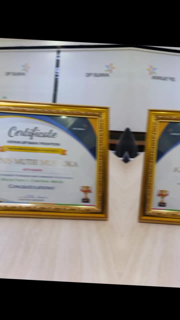 @DENIS MUTIE