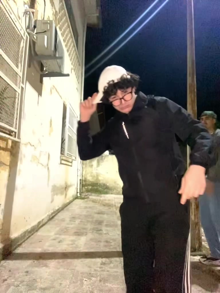 @𝑨𝒃𝒅𝒐𝒖e 🧞&zwj;♂️