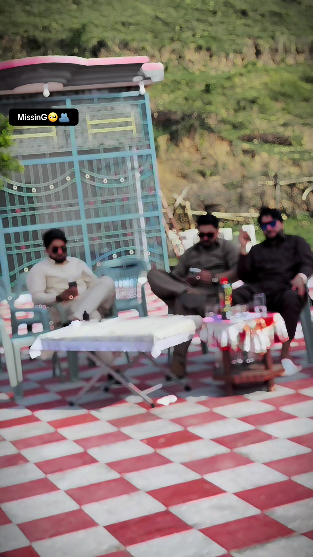@Zainuraaj_kashmiri