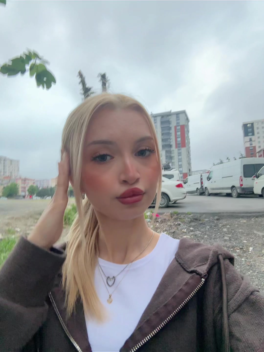 @H