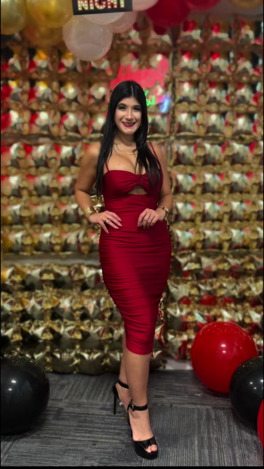 @AdrianaZs