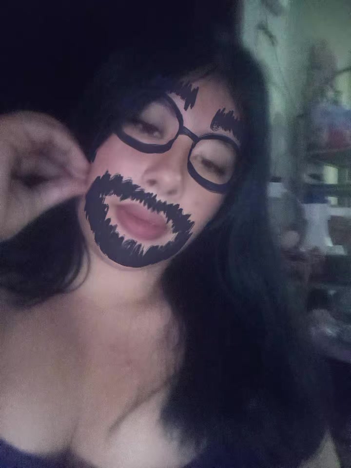 @👩🏻