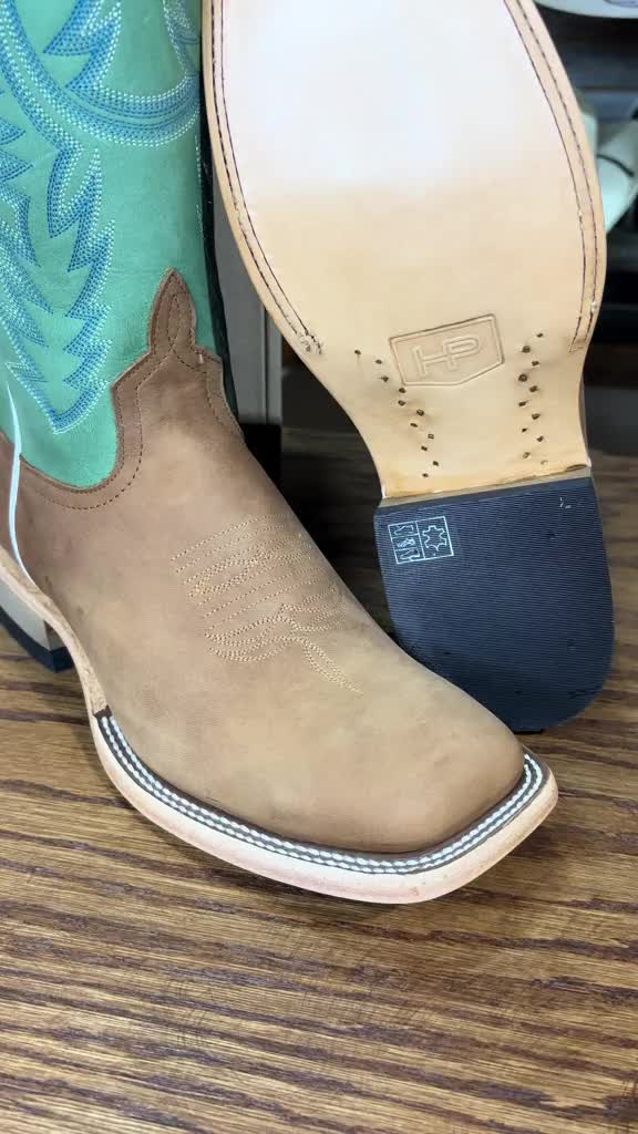 @GATORS WESTERN WEAR