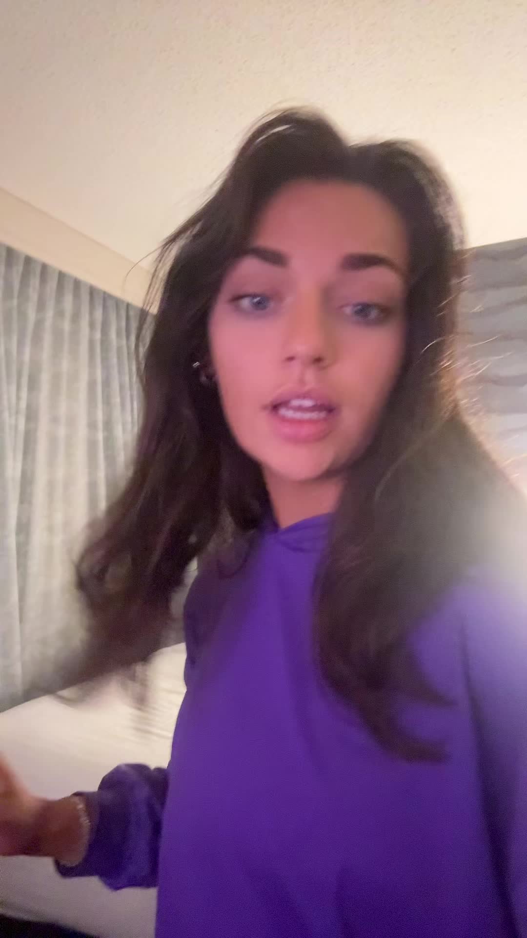 @baileybreenn