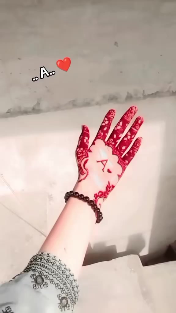 @𝗤𝗨𝗘𝗘𝗡&hearts;︎‿&hearts;︎