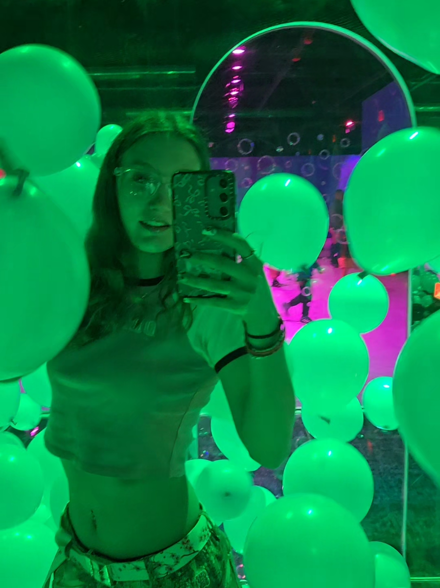 @G̶h̶o̶s̶t̶ ̶g̶i̶r̶l̶