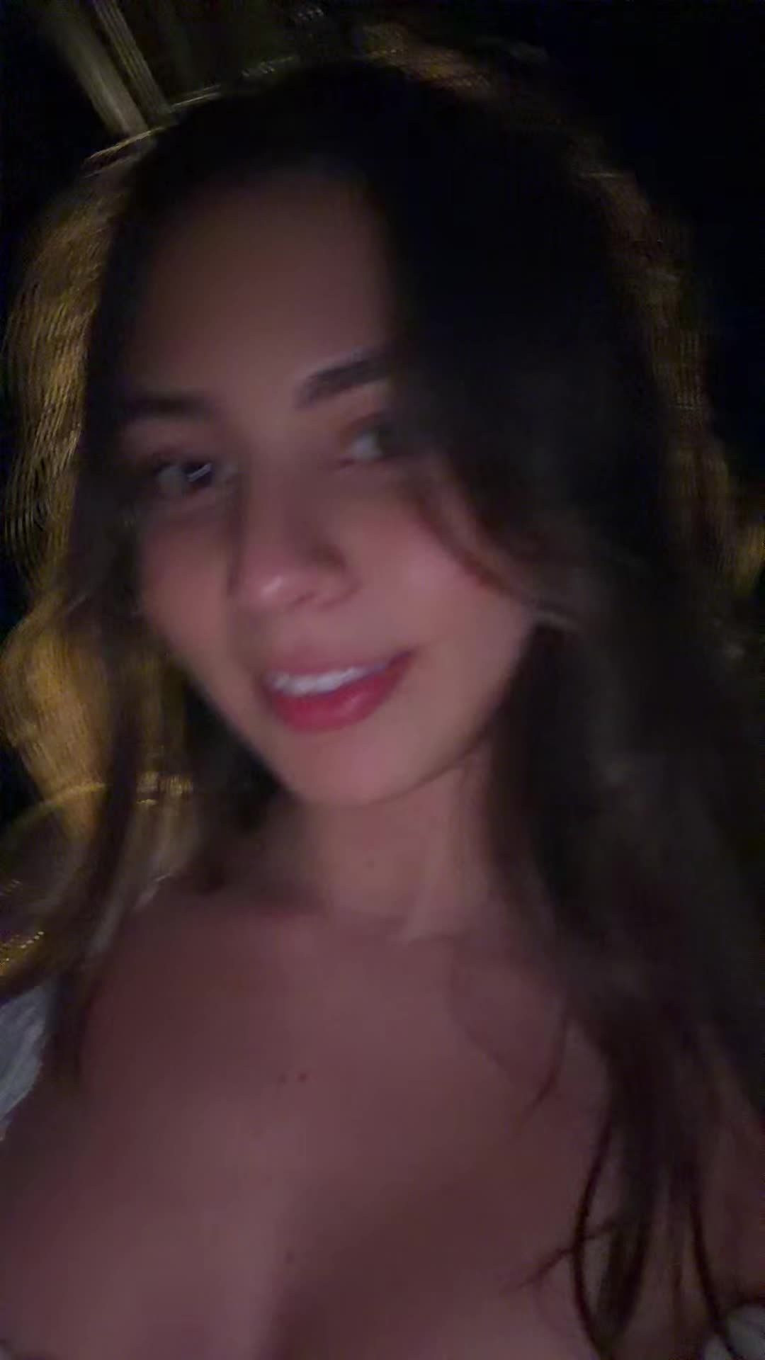 @theminicaryn