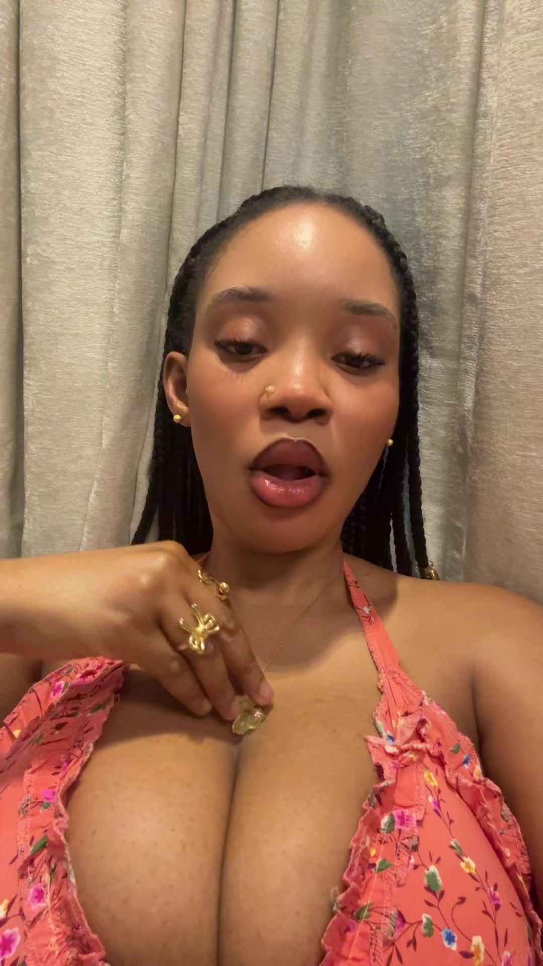 @Mimi🥰