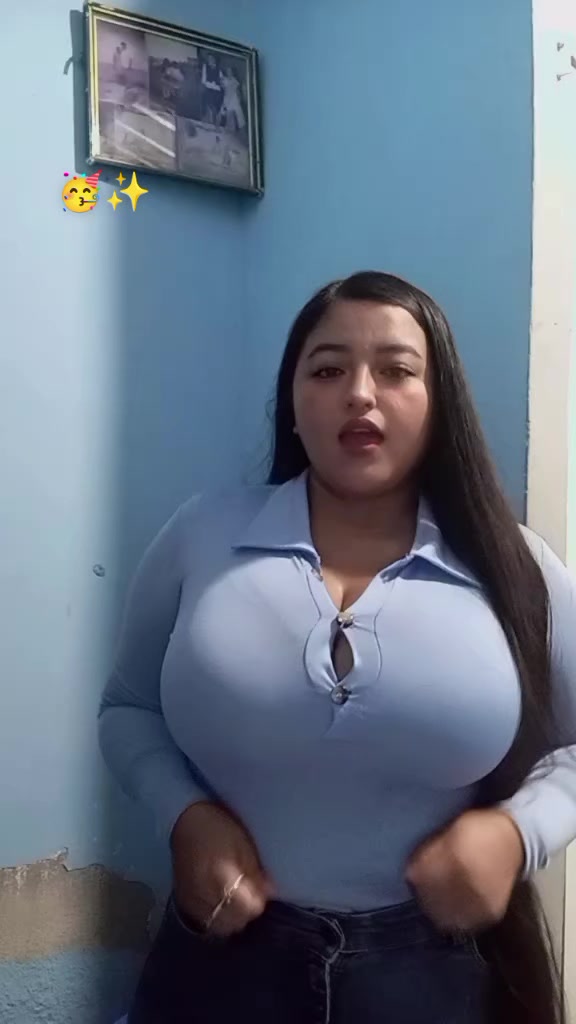 @🫦