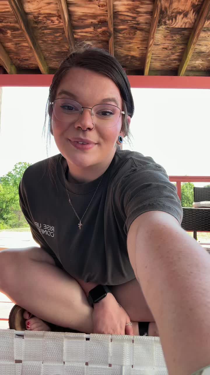 @Destiny || Christian Mama ✞❤️