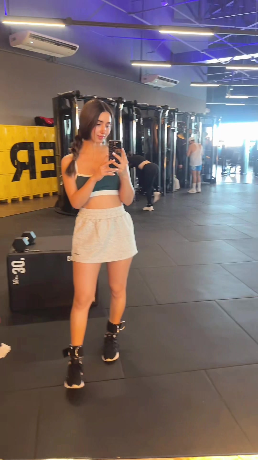 @Melannie Melano