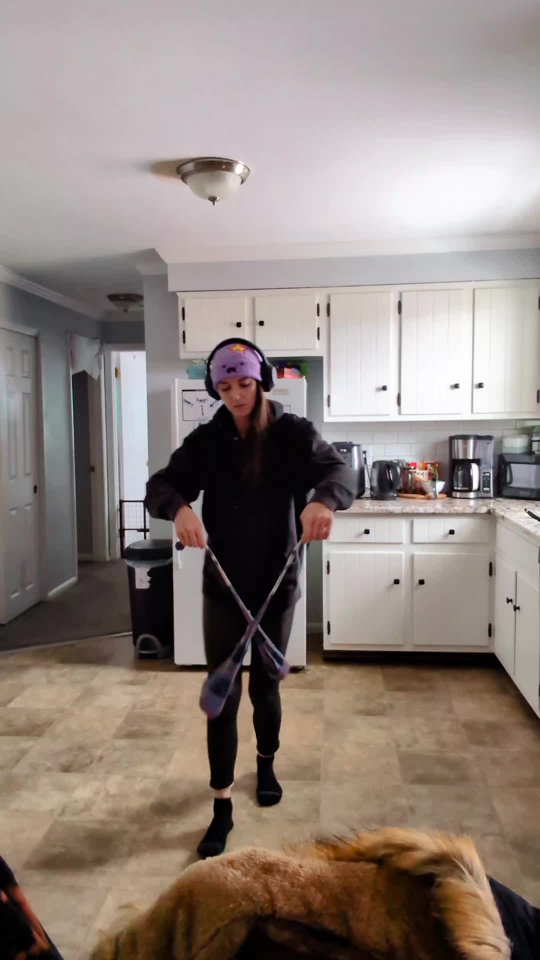 @lizoneil
