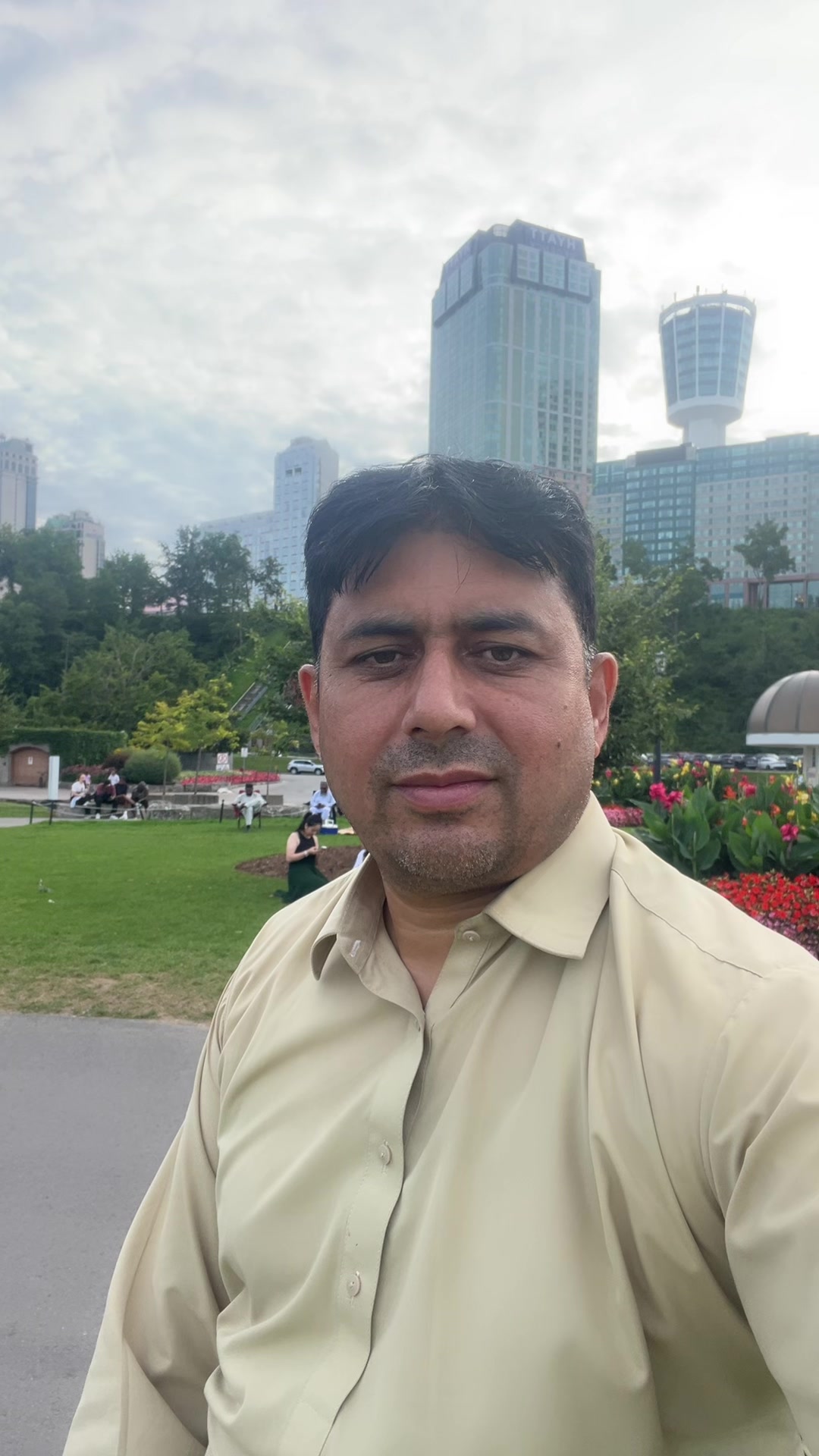 @Saadat Ali 🇨🇦