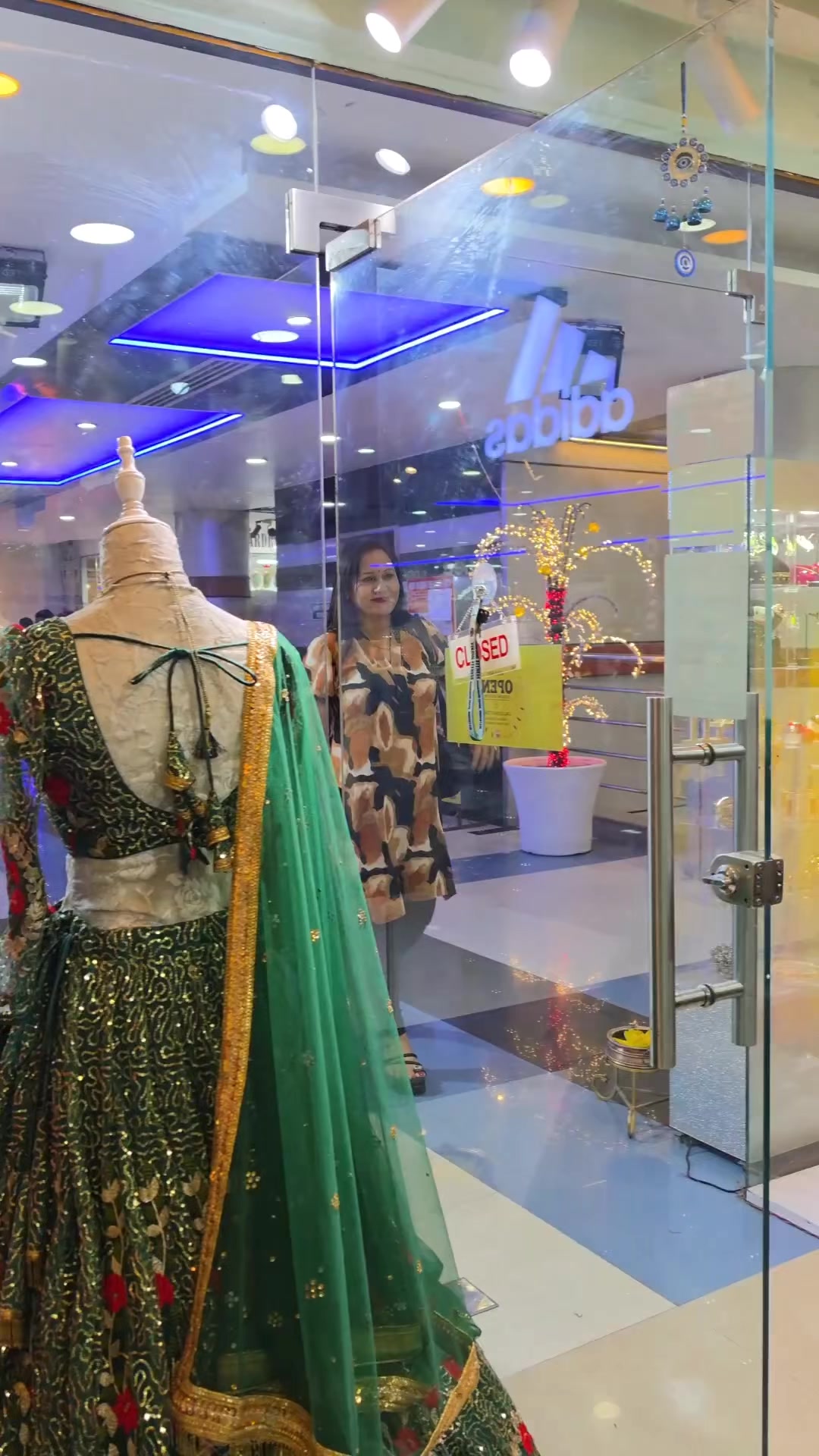@Ladiesday Boutique - Santoshi