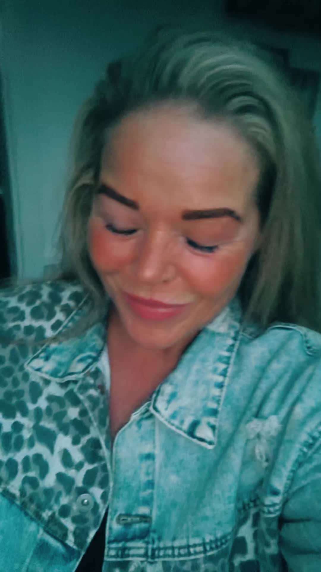 @🎶🇩🇪Janine 🇩🇪🎧