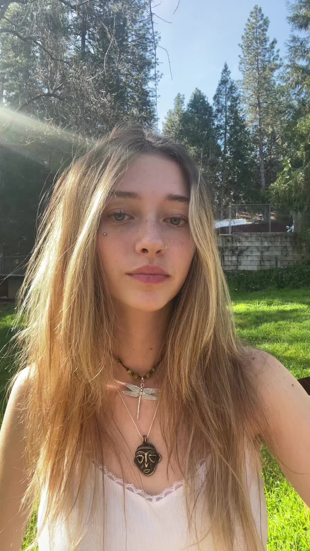 @chocolatemilkmousedeer16