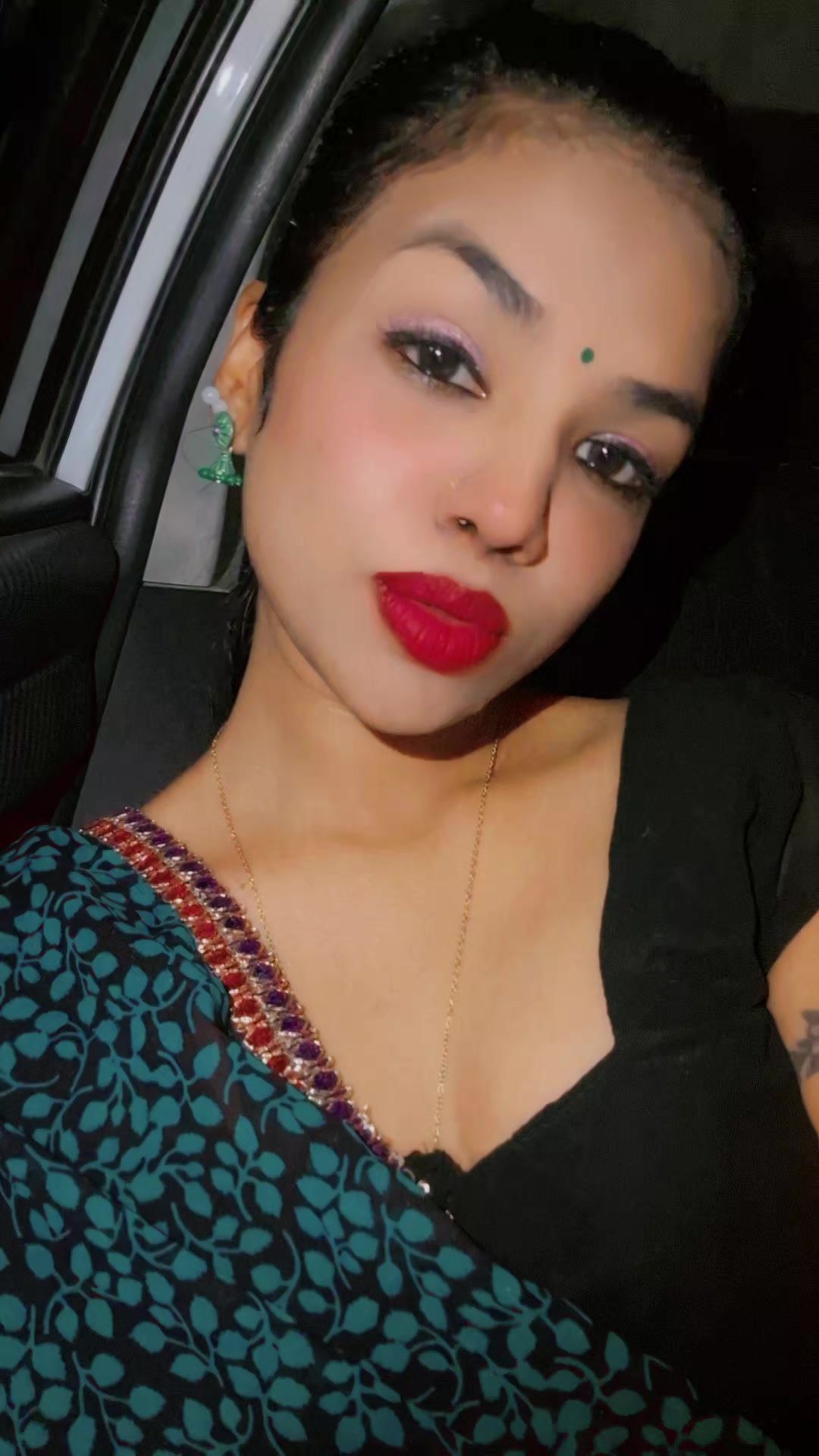 @_Vandhana🌺❤️