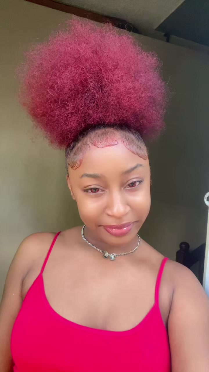 @C@ndy._.Bre@d🍭🩵🎀