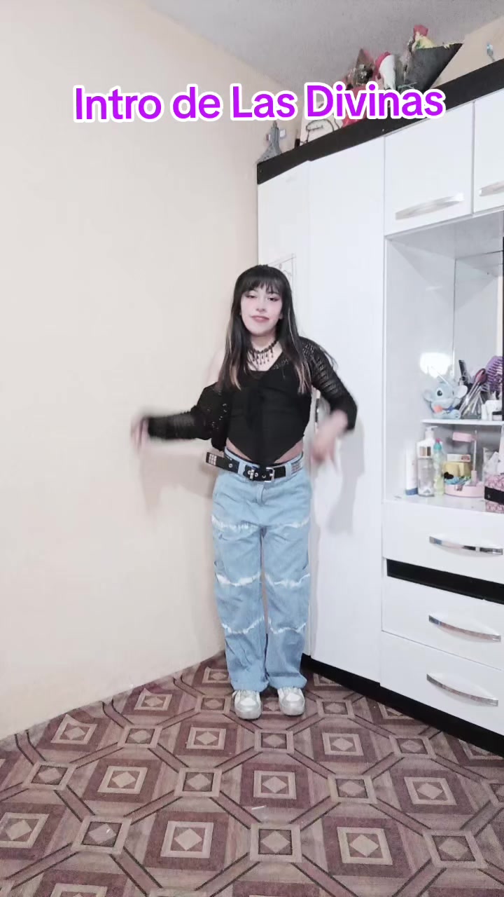 @AleMejiaDance
