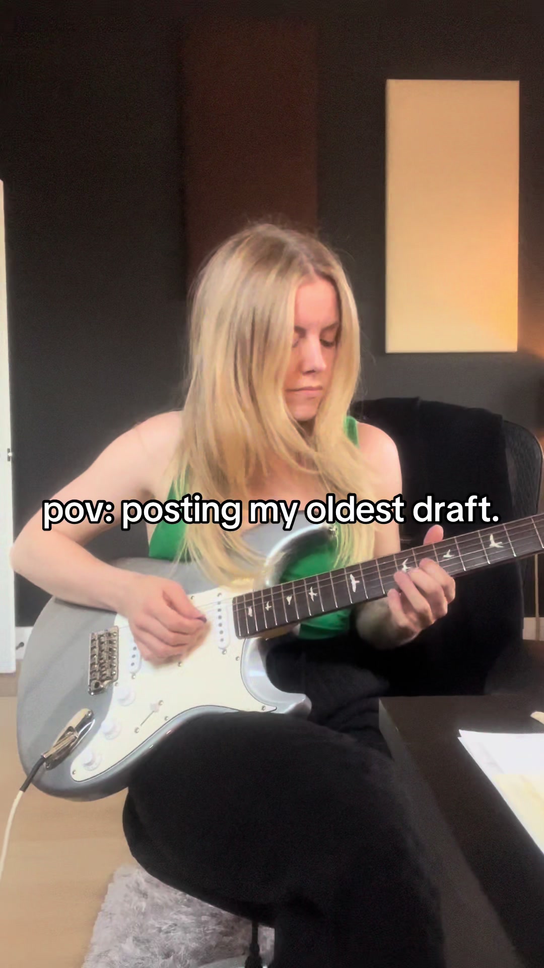 @lindsayell