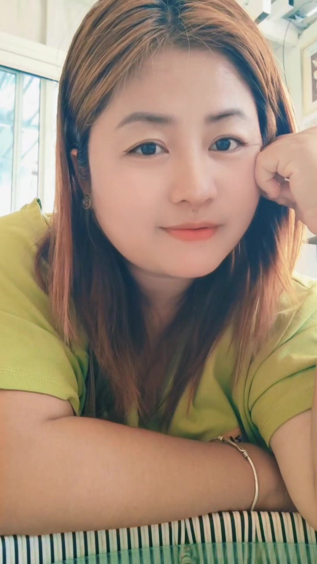 @ဖြူဖြူ